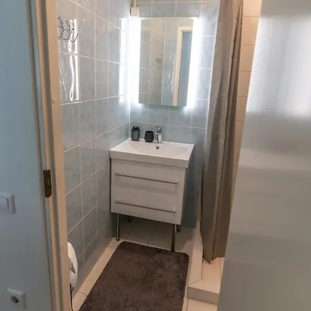 Nikolai 9 City Centre Apartment *